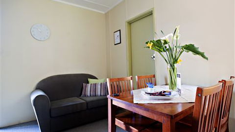 Stable On Riesling - Accommodation Perth 0