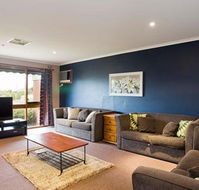 Raydon Court - Accommodation Perth