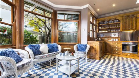 Avalon Guesthouse - Accommodation Perth 3