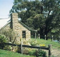 Adelaide Hills Country Cottages - Gum Tree Cottage - Accommodation Perth