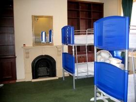 Adelaide's Shakespeare Backpackers International Hostel - Accommodation Perth 1