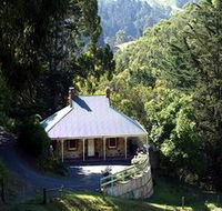 Bishops Adelaide Hills - Henry's - Accommodation Perth
