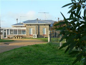 Hillocks Drive Bush Camping - Accommodation Perth 0
