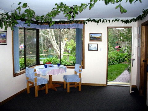 Adelaide Hills Bed & Breakfast Accommodation - Accommodation Perth 0