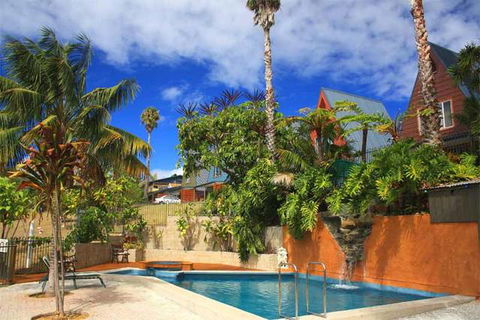A-Frame Chalets @ Mokutu - Accommodation Perth 3