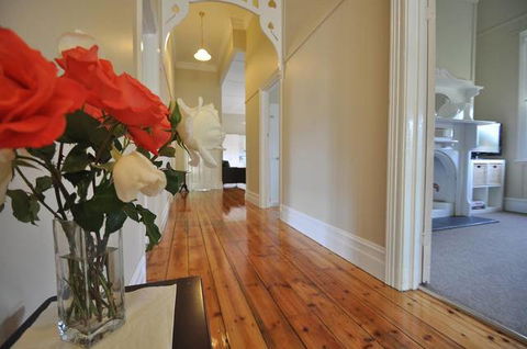 Ain Garth Self Catering Accommodation - Perth Resorts 3
