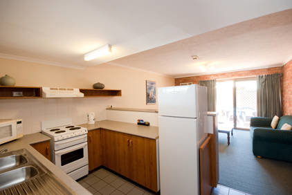 Allan Cunningham Motel And Old Wagon Restaurant - Accommodation Perth 1