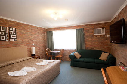 Allan Cunningham Motel And Old Wagon Restaurant - Accommodation Perth 0