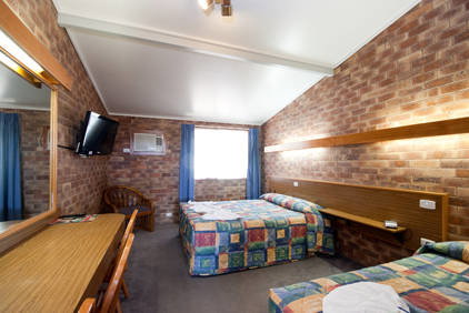 Allan Cunningham Motel And Old Wagon Restaurant - Accommodation Perth 8