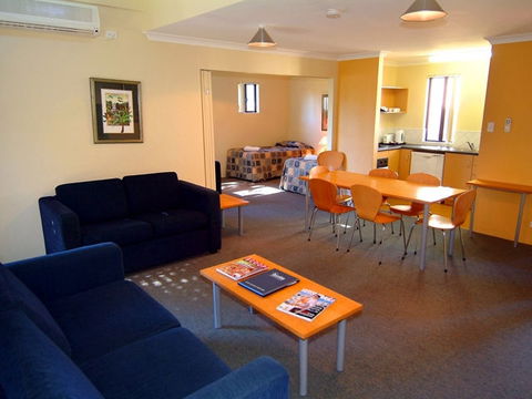Amalfi Resort - Accommodation Perth 0