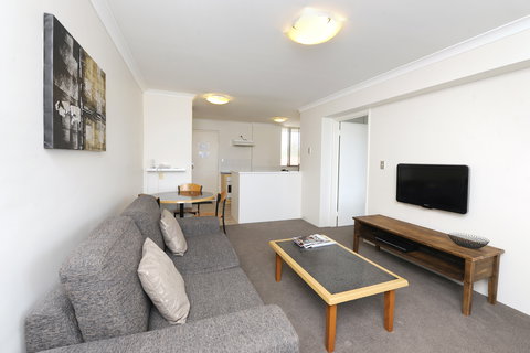 Assured Waterside Apartments - Accommodation Perth 4