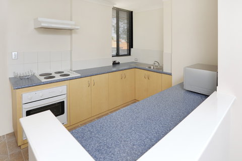 Assured Waterside Apartments - Accommodation Perth 5