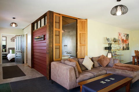 Azidene House & Spa Apartments - Accommodation Perth 1