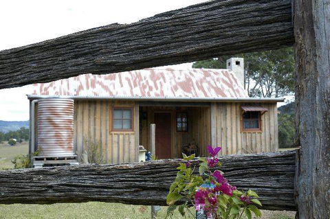 Wombat Lodge - Accommodation Perth 4