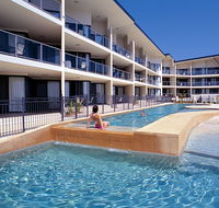 Boathouse Resort Tea Gardens - Perth Resorts
