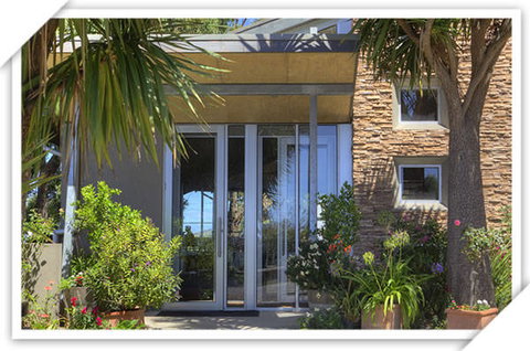 Chris's Beacon Point Restaurant & Villas - Accommodation Perth 2
