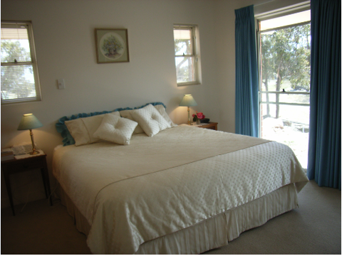Chuckem Farmstay And Bed & Breakfast - Accommodation Perth 1