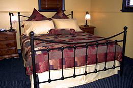 Church House B&B Gundagai - Accommodation Perth 3