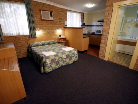 Colonial Motel - Perth Resorts 1