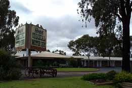 Colonial Motor Inn - Perth Resorts 0