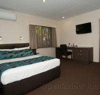 Comfort Inn  Suites Robertson Gardens - Accommodation Perth