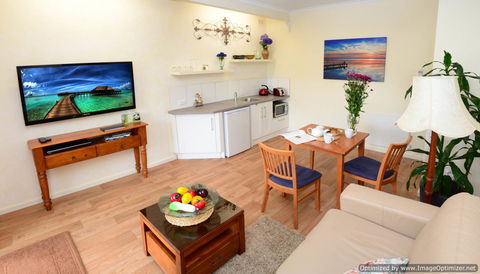 Cooinda View Bed & Breakfast - Accommodation Perth 7
