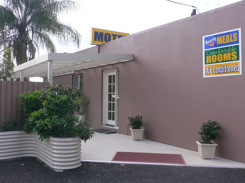 Chinchilla Motel - Accommodation Perth 1