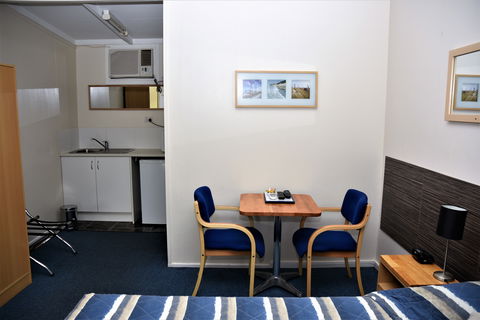 Chinchilla Motel - Accommodation Perth 8