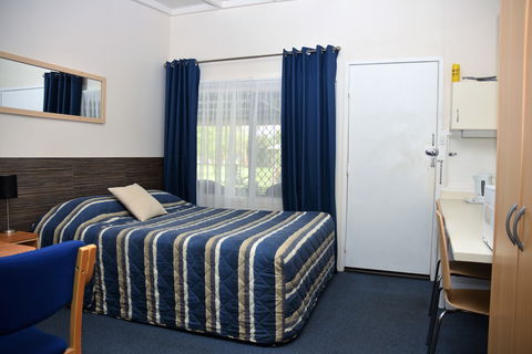 Chinchilla Motel - Accommodation Perth 11