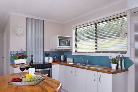 Jacaranda Cottages - Accommodation Perth 8