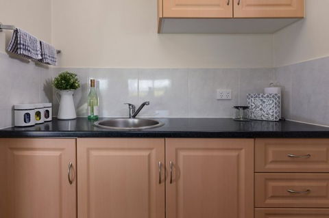 Jacaranda Cottages - Accommodation Perth 1