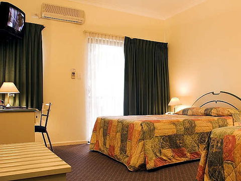 Country Comfort Inter City Hotel & Apartments - Accommodation Perth 1