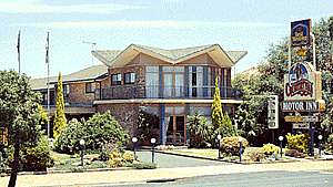 Countryman Motor Inn - Accommodation Perth 0