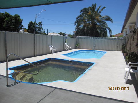 Dragon Phoenix Resort & Restaurant - Accommodation Perth 1