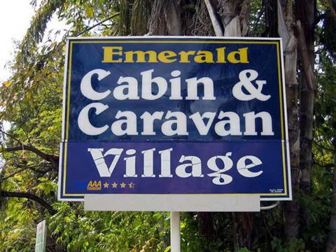 Emerald Cabin & Caravan Village - Accommodation Perth 1