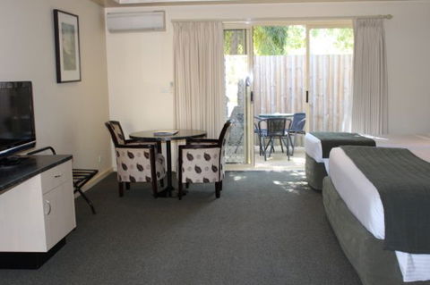 Fairways Resort - Accommodation Perth 4