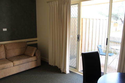 Fairways Resort - Accommodation Perth 3