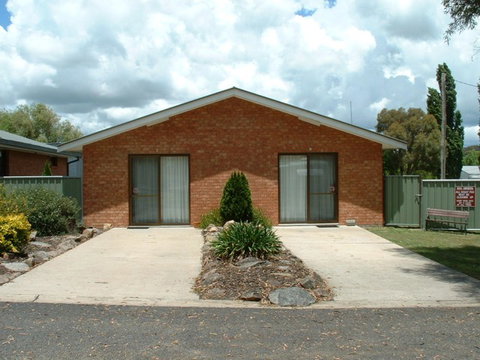 Fossicker Caravan Park - Accommodation Perth 0