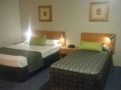 Galaxy Motel - Accommodation Perth 1