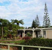 Hibiscus Regal Apartments - Accommodation Perth