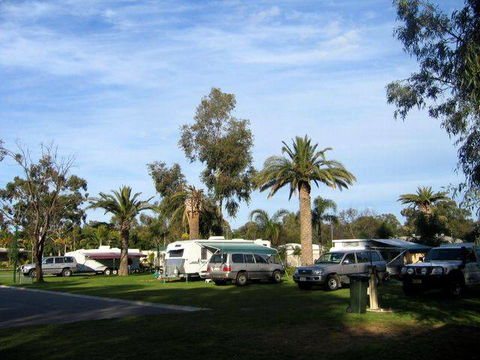 Highway 1 Caravan & Tourist Park - Accommodation Perth 2