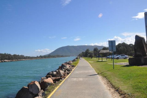 Jacaranda Caravan Park - Accommodation Perth 2