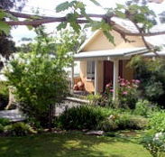 Kemeys Mountain Hideaway - Accommodation Perth