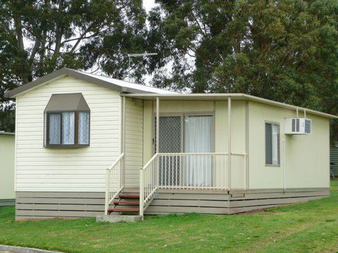 Lake Burrumbeet Caravan Park - Accommodation Perth 0