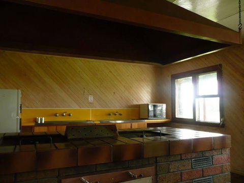 Lake Burrumbeet Caravan Park - Accommodation Perth 2