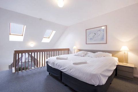 Banjo Apartments - Accommodation Perth 6