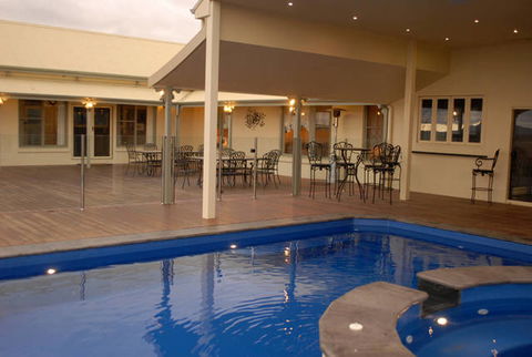 Ledcourt Waters - Accommodation Perth 8