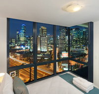 Melbourne Short Stay Apartments - MP Deluxe - Accommodation Perth