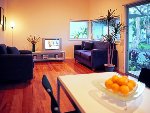 Mobys Beachside Retreat - Accommodation Perth 1