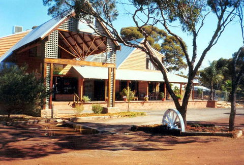 Best Western Great Western Norseman - Accommodation Perth 0